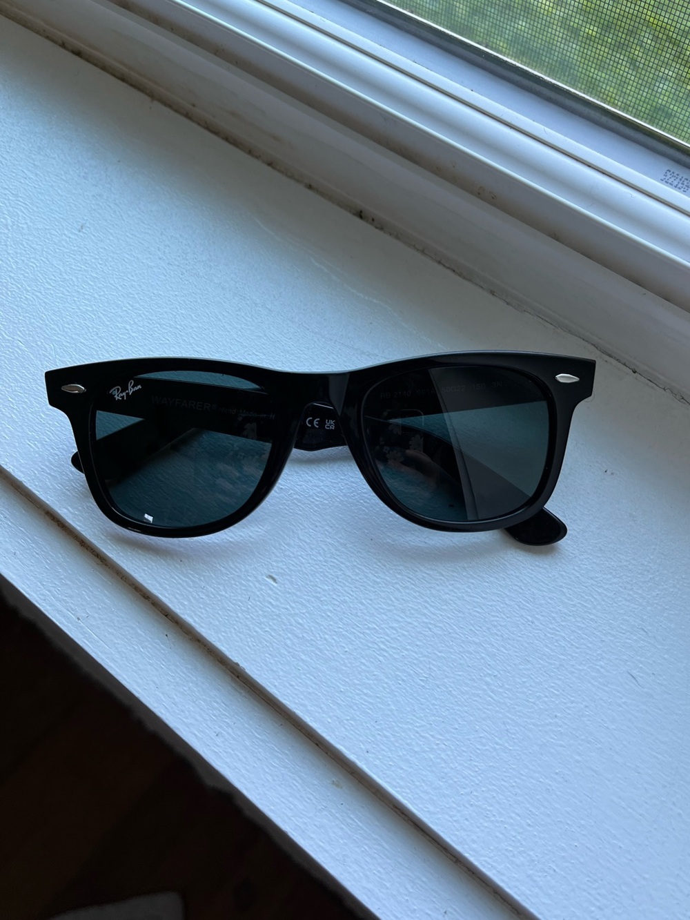 Ray Ban Wayfarer RB2140 GUC